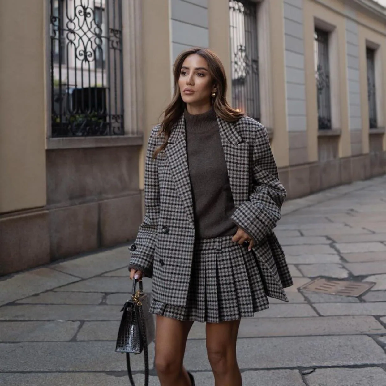 Ropa clásica para mujer sale